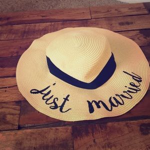 Just Married Beach Hat